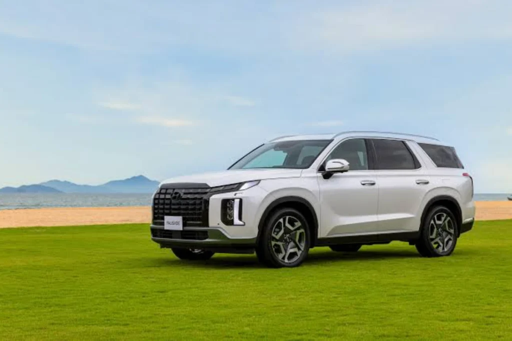 so sánh Sedan và SUV hình 1