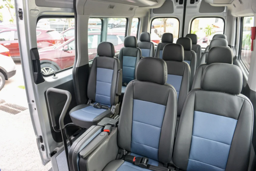 kích thước xe Hyundai Solati hình 3