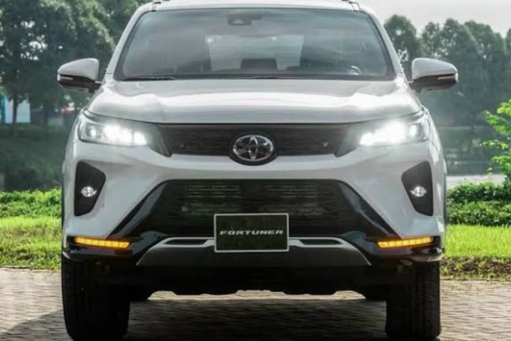Fortuner “khai tử” bản máy dầu và những thay đổi chiến lược của Toyota tại Việt Nam Fortuner khai tử bản máy dầu