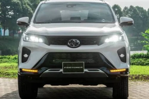 Fortuner khai tử bản máy dầu