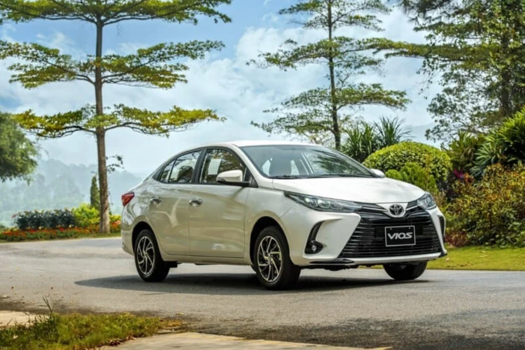 người dùng đánh giá Toyota Vios hình 3