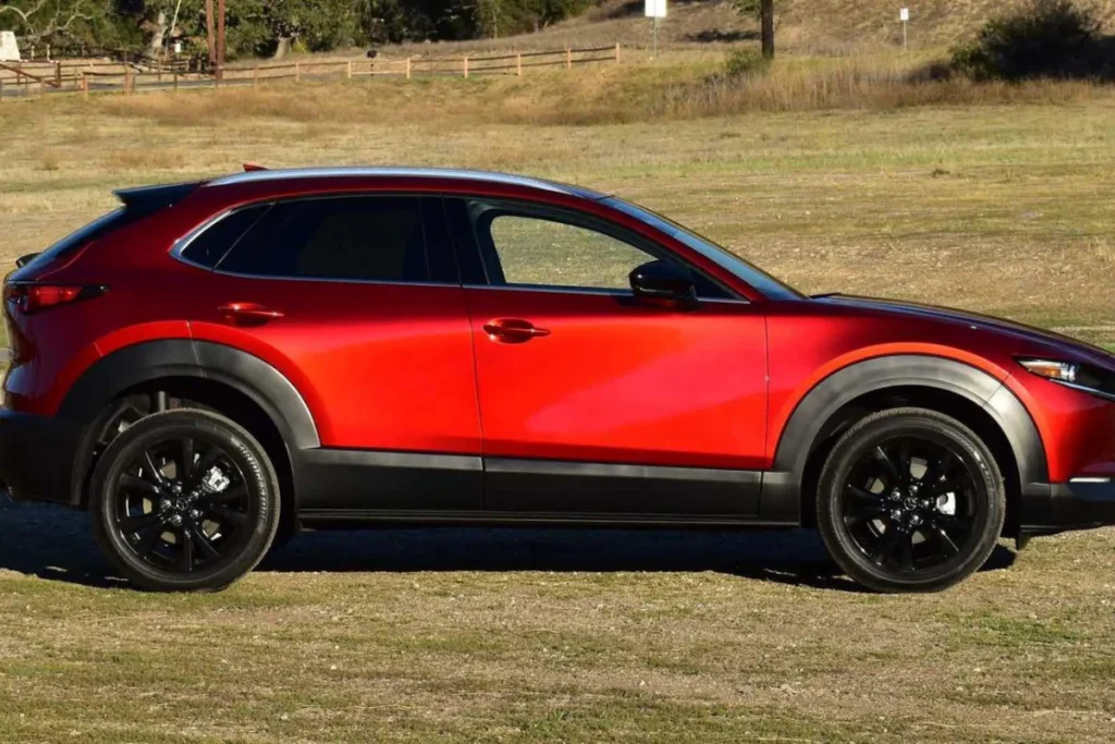 người dùng đánh giá Mazda CX-30 hinh 2